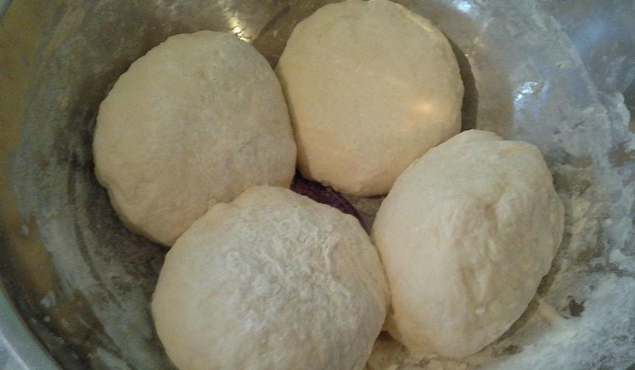 Рецепт бездрожжевого теста на сыворотке