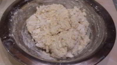 дрожжевое тесто на кефире для булочек