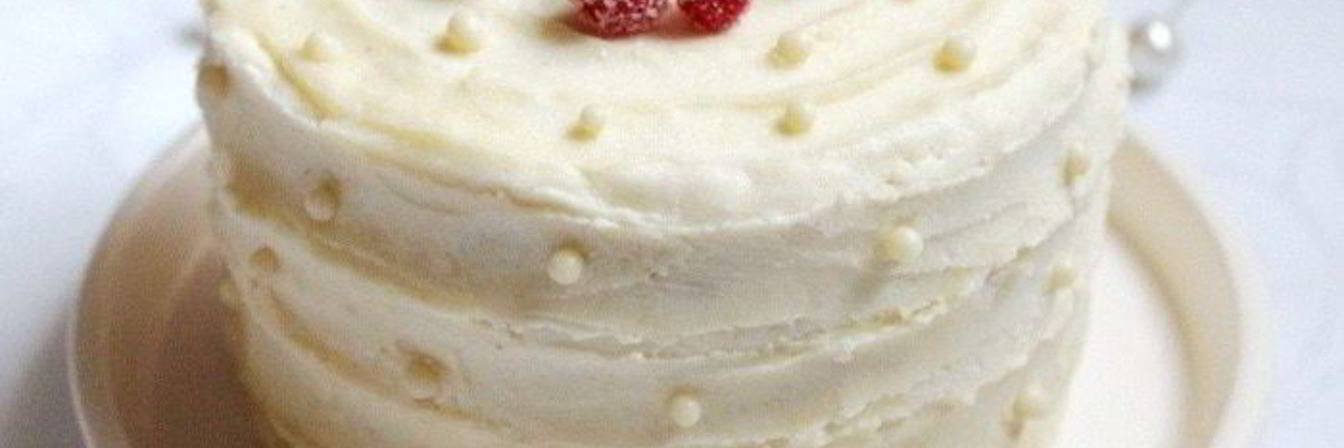 Брусничный торт с белым шоколадом