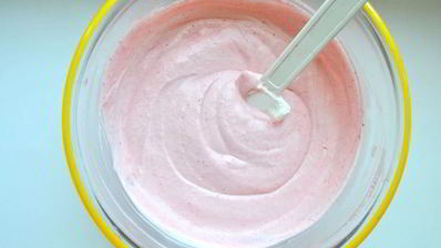 йогуртовый торт с летними ягодами