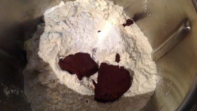 шоколадный торт с ежевикой и малиной