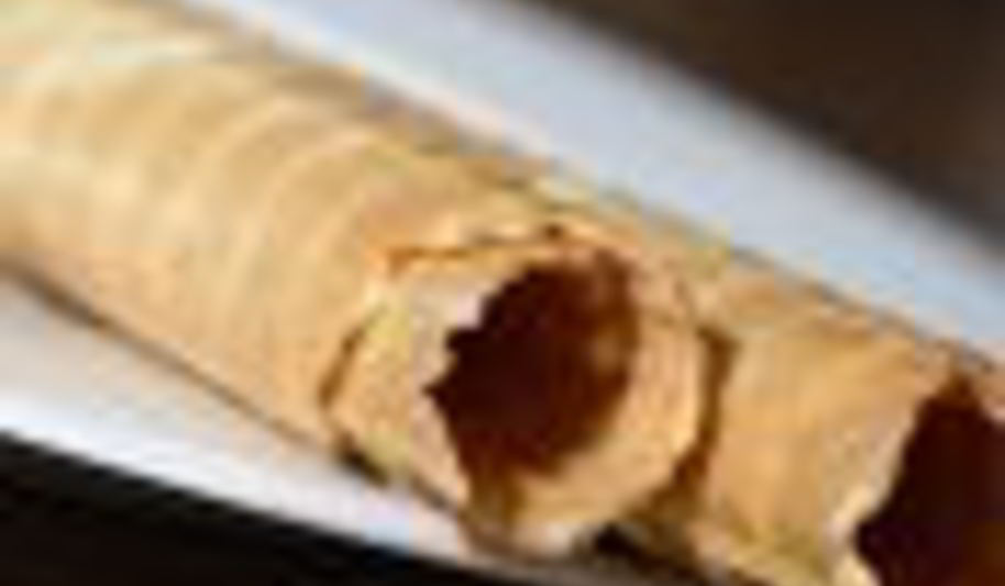 Рецепт хрустящих вафельных трубочек