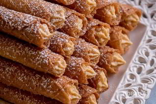 Вафли с вареной сгущенкой