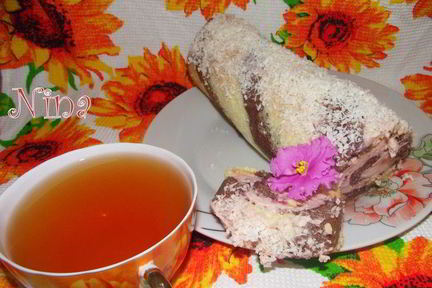 Вишневый полосатый рулет