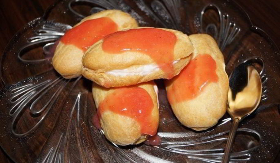 Рецепт клубничных эклеров