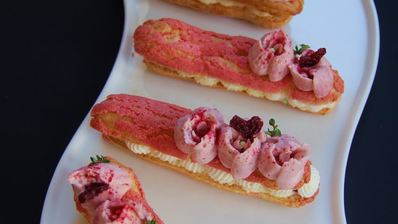 эклеры малиновая роза