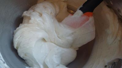 эклеры малиновая роза