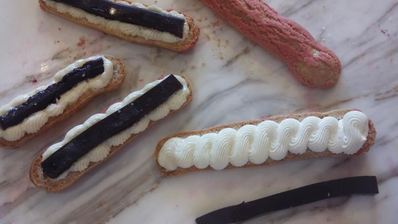 эклеры малиновая роза