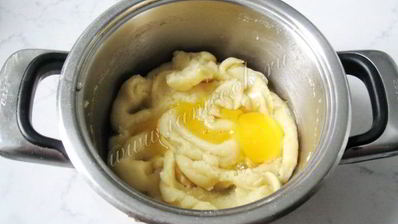 эклеры с заварным кремом