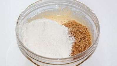 грушевая запеканка c фундуком