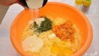 картофельная запеканка с мясными шариками