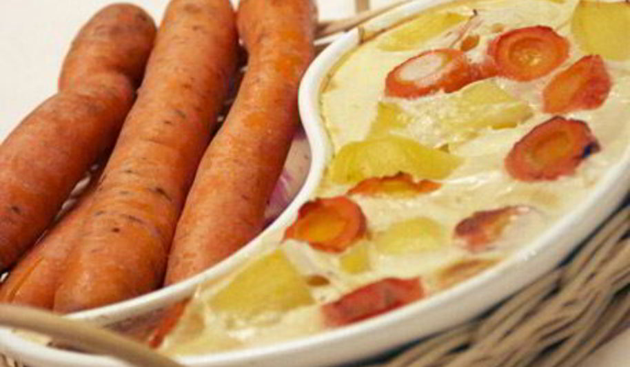 Рецепт картофельно-морковной запеканка в молочном соусе