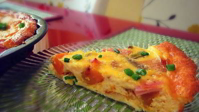 тыквенная запеканка со спаржей, с сырной корочкой и колбаской из индейки