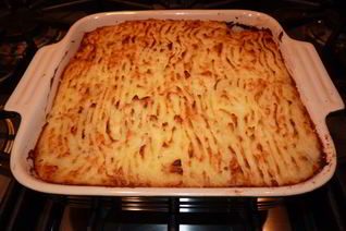 Запеканка из картофельного пюре и фарша