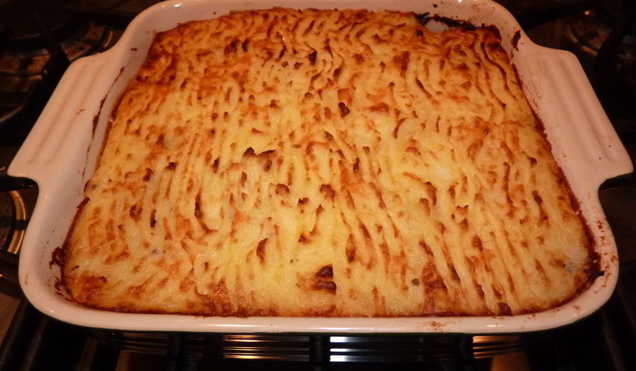 Рецепт запеканки из картофельного пюре и фарша