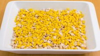 запеканка с рисом, куриным филе, кукурузой и овощами