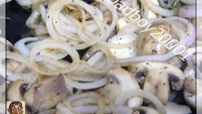 запеканка с виноградом и грибами