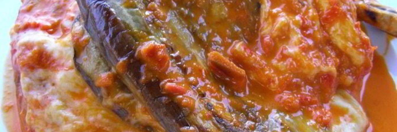 Запеканка из баклажанов с аджикой и моцареллой