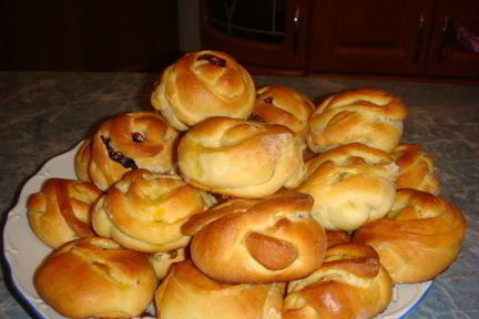 Булочки с джемом Розочки