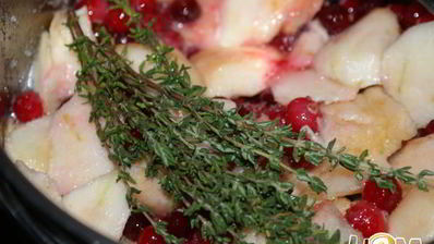 клюквенно-яблочный джем с тимьяном