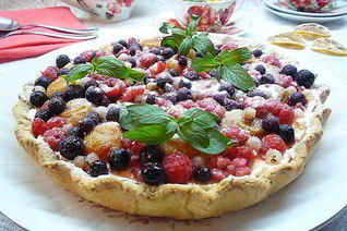 Кростата с абрикосовым джемом и рикоттой