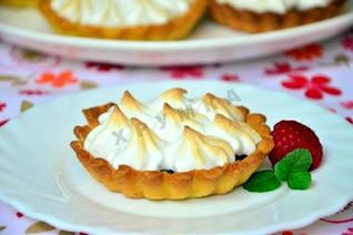 Песочные корзинки с джемом