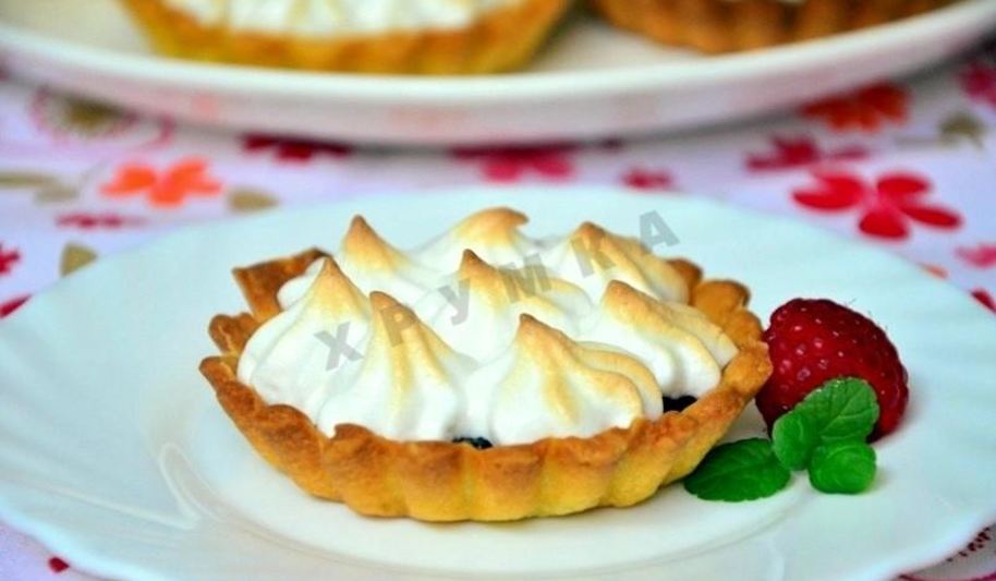 Рецепт песочных корзинок с джемом