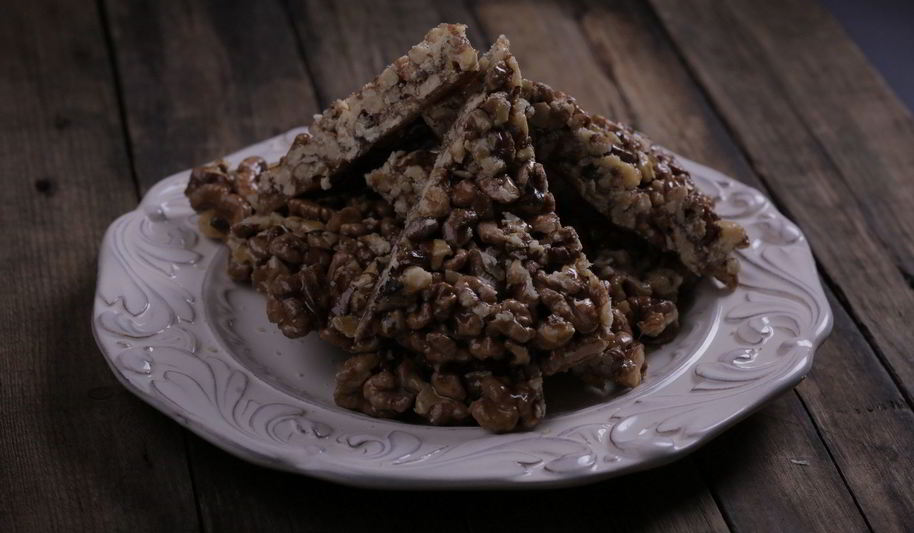 Рецепт гозинаков — грецких орехов с медом