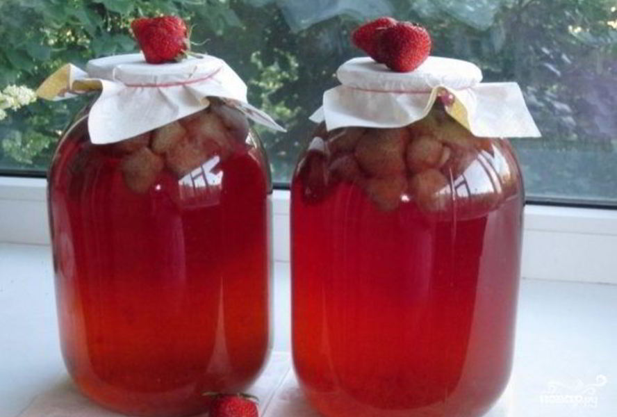 Клубничный компот на зиму