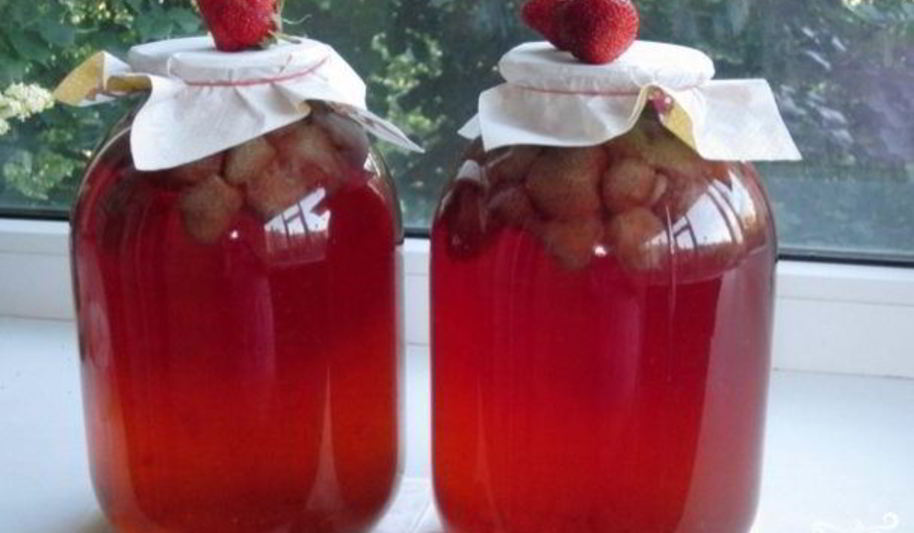 Рецепт клубничного компота на зиму