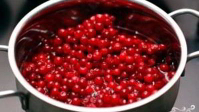 компот из брусники и яблок