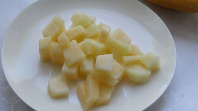 компот из дыни и ежевики