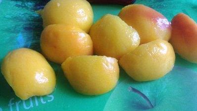 компот из персиков в сливовой заливке