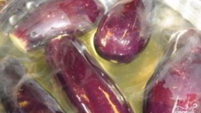 квашеные баклажаны с морковкой и чесноком