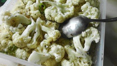 быстромаринованная цветная капуста в микроволновке