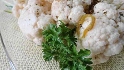 быстромаринованная цветная капуста в микроволновке