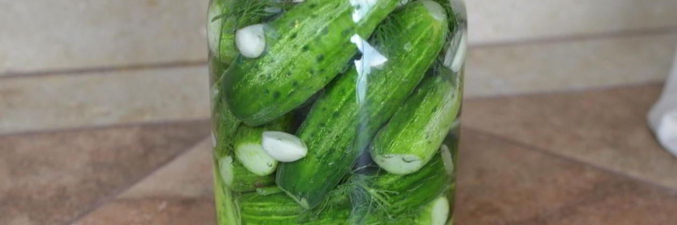 Быстрые маринованные огурцы