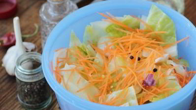 капуста, маринованная кусочками