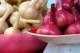 Маринованный чеснок