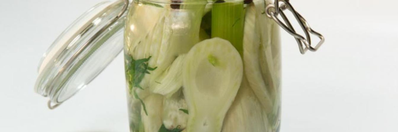 Маринованный фенхель с тархуном