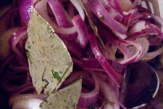 Маринованный лучок