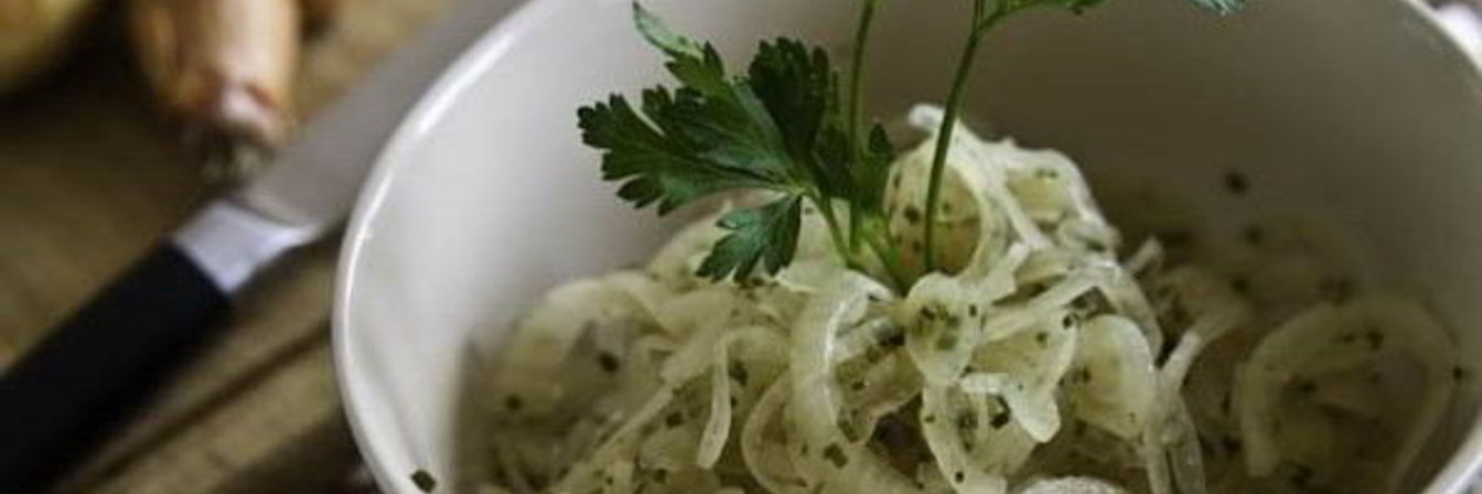 Маринованный лук к шашлыку