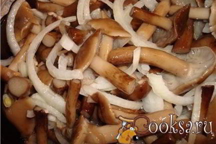 Опята маринованные с луком на зиму
