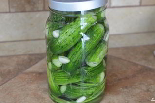 Маринованные огурцы