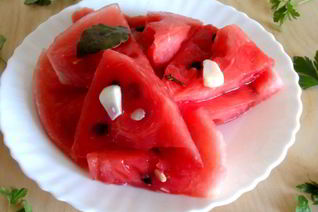 Малосольный арбуз