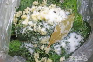 Малосольные огурцы хрустящие в пакете