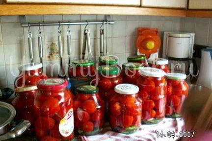 Помидоры консервированные
