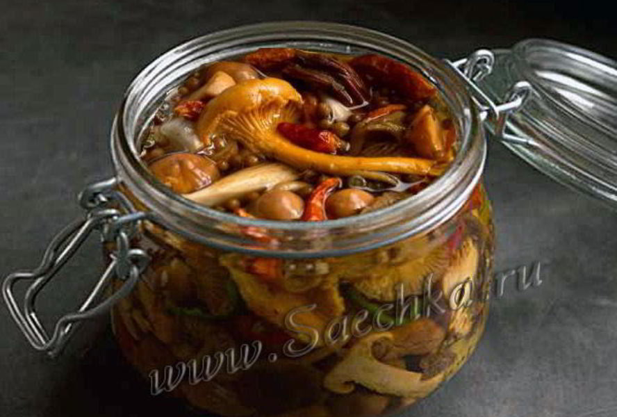 Соленые грибы с хреном