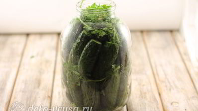 соленые огурцы в банке на зиму