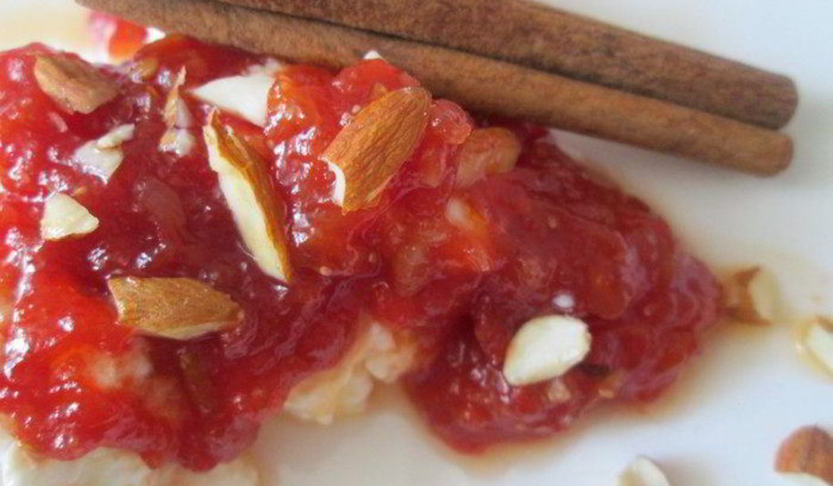 Рецепт быстрого конфитюра из помидоров с миндалем